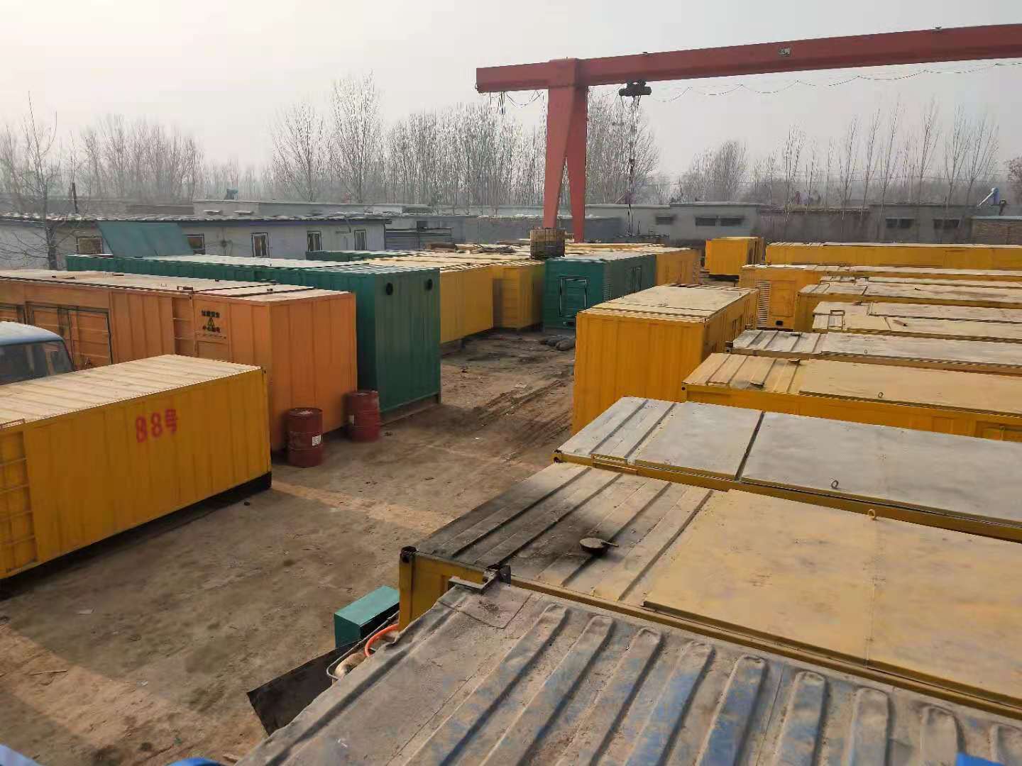 泰州租赁发电机-灰尘、风沙对柴油发电机组造成哪些不良影响？