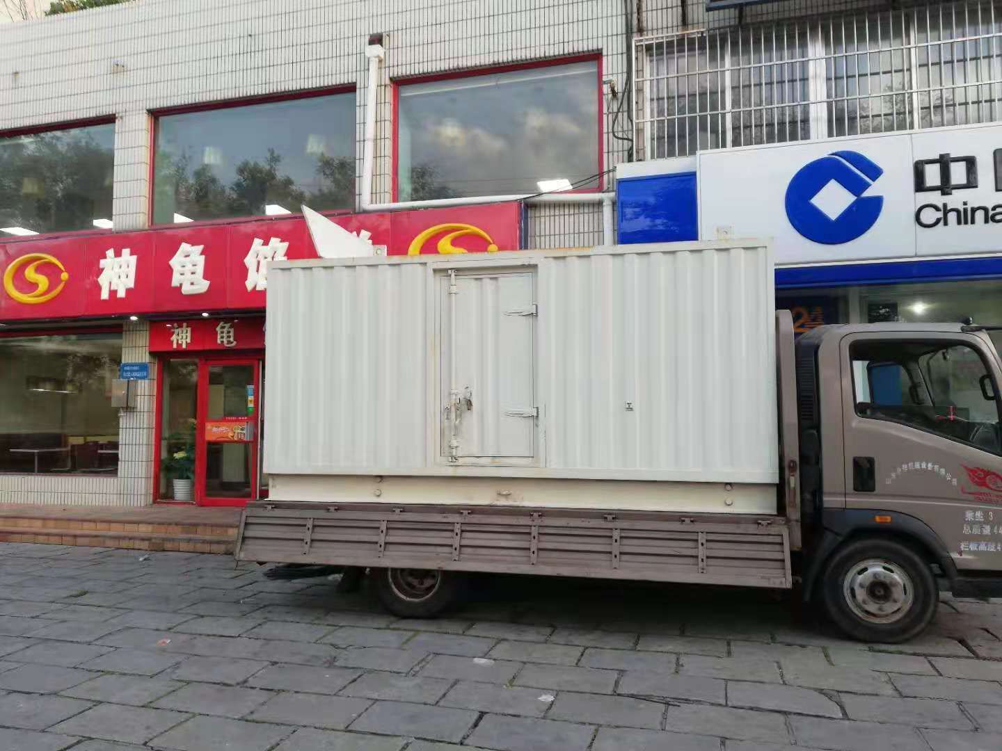 泰州出租发电机-柴油发电机组错误的启动方式
