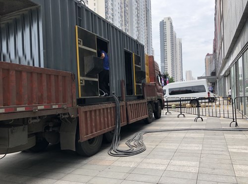 泰州柴油发电机空气滤清器在不同季节的更换周期是否有差异？